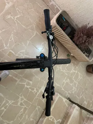 Berria MAKO BR full carbono