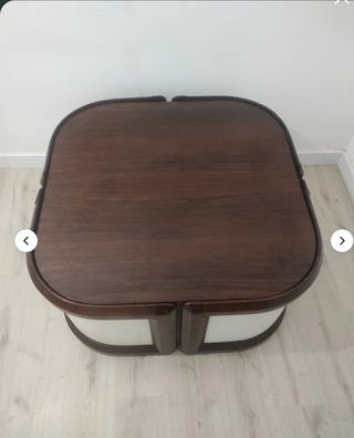 Mesa y 4 sillones encastrables