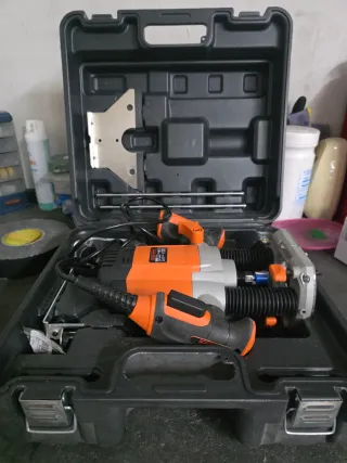 Fresadora de Madera Black+Decker