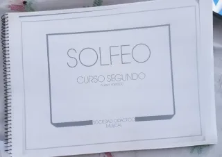 Libro de Solfeo - Curso Segundo