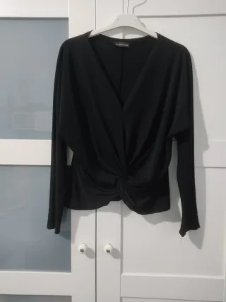 Maglietta nera con nodo Made in Italy