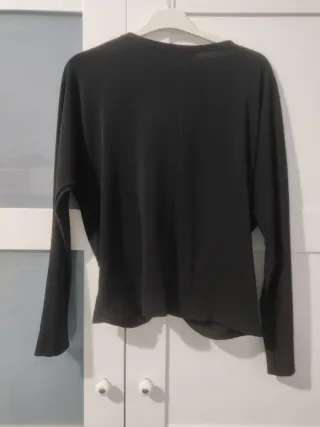 Maglietta nera con nodo Made in Italy