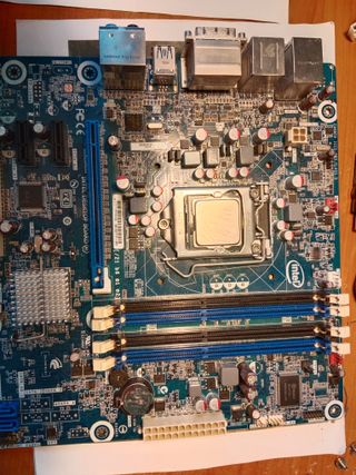 32 GB DDR3 2CPU 2Placas base 1 Tarjeta vídeo