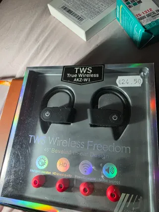 Auriculares TWS AKZ-W1 Bluetooth Nuevos