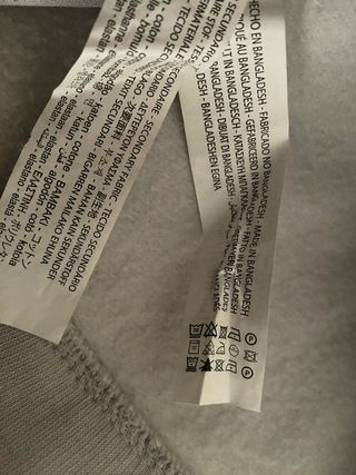 Top sin mangas Zara gris talla M