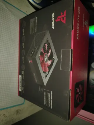 Fuente de alimentación GPSU 550W