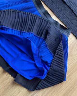 Falda plisada Lefties azul y negra Talla S