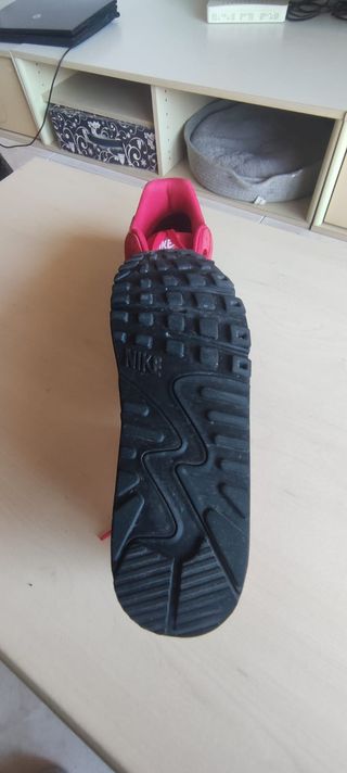 Zapatillas Nike Air Max 90 Rojas y Negras