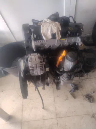 Despiece motor Volkswagen 130cv awx