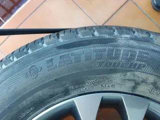 Rueda nueva Michelin 215/70R16 100H Hyundai IX35