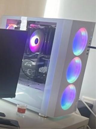 PC Gaming Blanco RGB