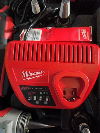 Expansor de tubos Milwaukee costó 689