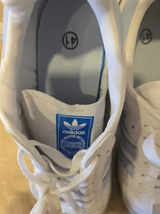 Adidas Samba Blanco y Azul Claro