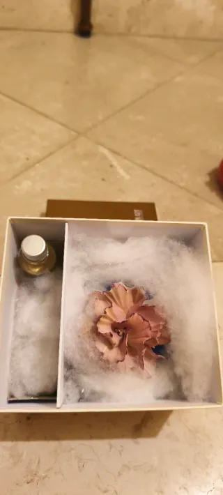 Profumatore In Fine Porcellana Di Capodimonte