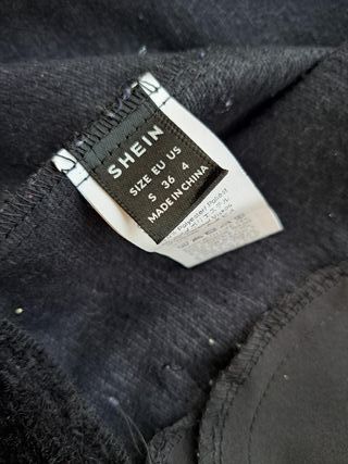 Cazadora Piel Sintética Negra con Borrego