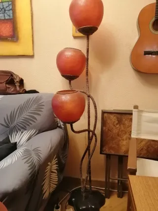 Lámpara de pie de diseño