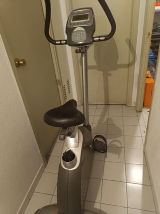 Bicicleta Estática BH Fitness NDC