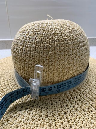 Sombrero de rafia para playa