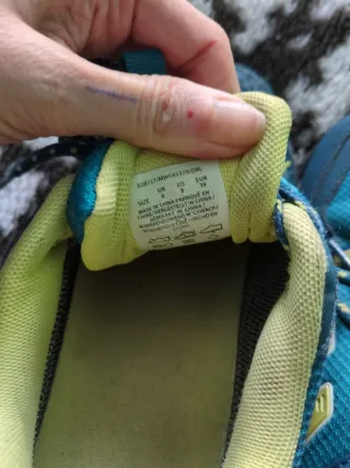 Zapatillas de montaña