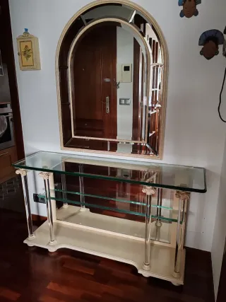Mueble recibidor cristal, madera y metacrilato.