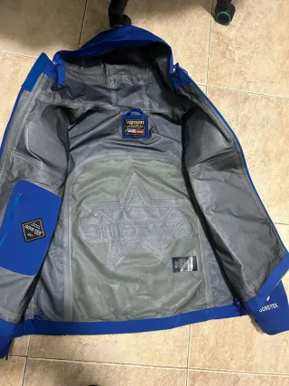 Chaqueta Supreme Gore-Tex Vanson