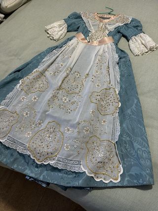 Traje de Fallera Niña Azul.  10 años