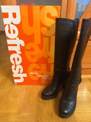 Botas altas negras talla 37