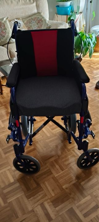 Silla de ruedas comprada en Dic 2025.