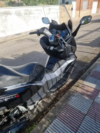 Sym Cruisym 125 E5 TCS Maxi Scooter