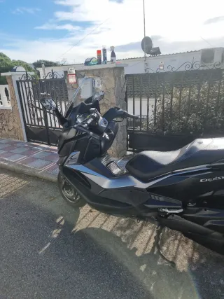 Sym Cruisym 125 E5 TCS Maxi Scooter