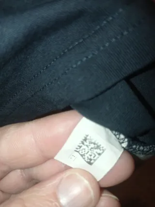 Camiseta Crop Ellesse Negra y Rosa Talla 42