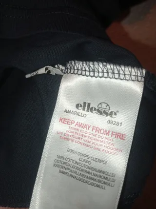 Camiseta Crop Ellesse Negra y Rosa Talla 42