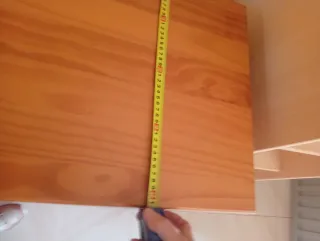 Aparador de pino con 3 puertas