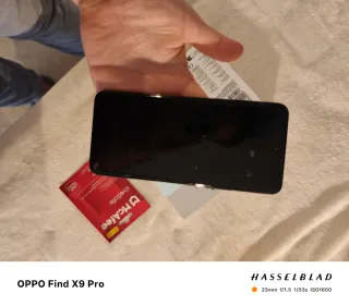 OPPO Reno 12 marrón