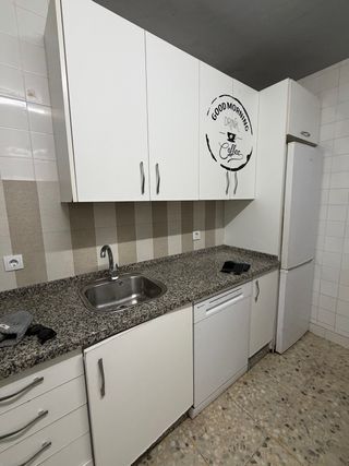 Cocina completa con electrodomésticos. Por reforma