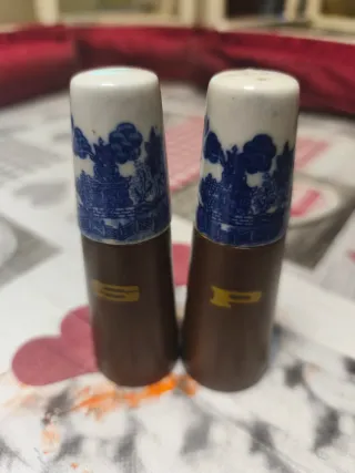 Set Sale e Pepe Vintage Porcellana