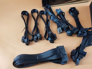 Fuente Alimentación Gigabyte P750GM 750W Modular