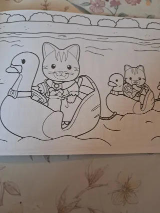 Sylvanian Families Caderno Atividades Pintura