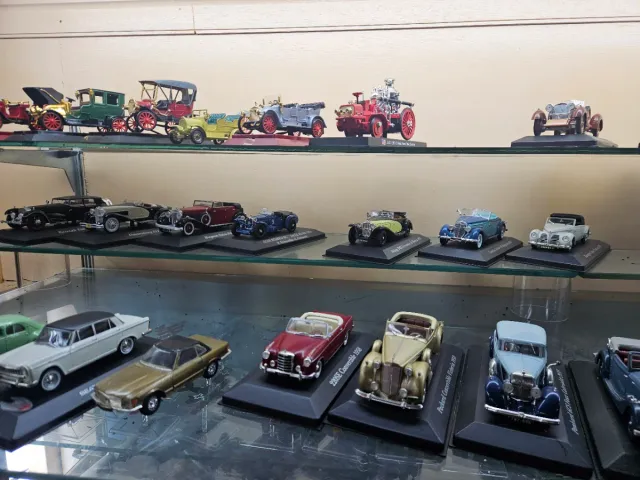Colección Coches de Juguete Clásicos 1:43