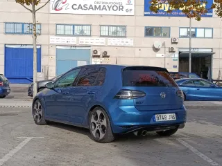 VOLKSWAGEN GOLF TSI