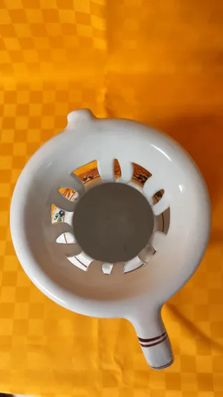 Brocca Bevi se puoi grande