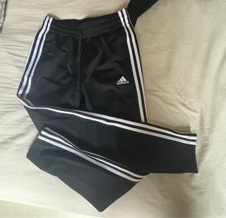Chándal Adidas Negro con Rayas Blancas
