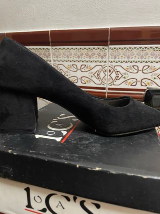 Zapatos de vestir negros usados una vez