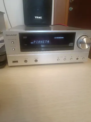 Micro Hi-Fi Sharp XL hf201