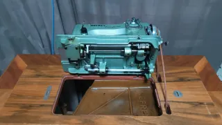 Máquina de coser Refrey Transforma 427