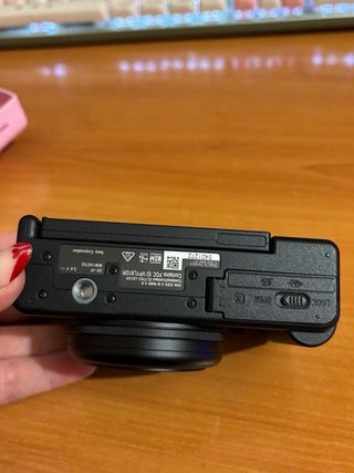 Cámara Sony ZV-1F Vlog 4K + Accesorios