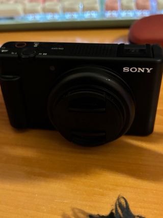 Cámara Sony ZV-1F Vlog 4K + Accesorios