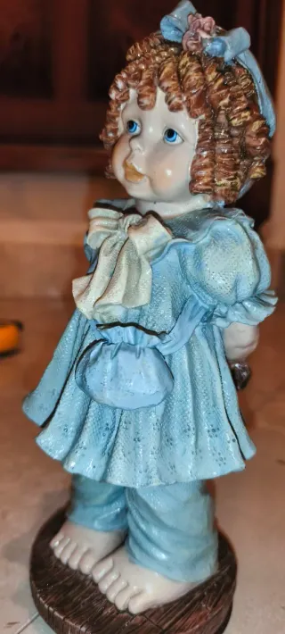 Statua Vintage Scultura In Resina Decorata Alt.Cm