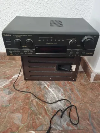 Receptor Technics SA-AX530 Negro