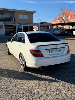 Mercedes-Benz C 220 amg 2011